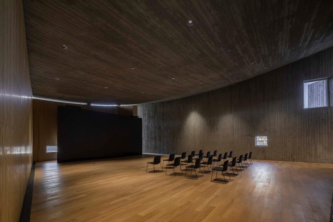 BIM建筑|淄博华侨城艺术中心 / 朱锫建筑设计事务所