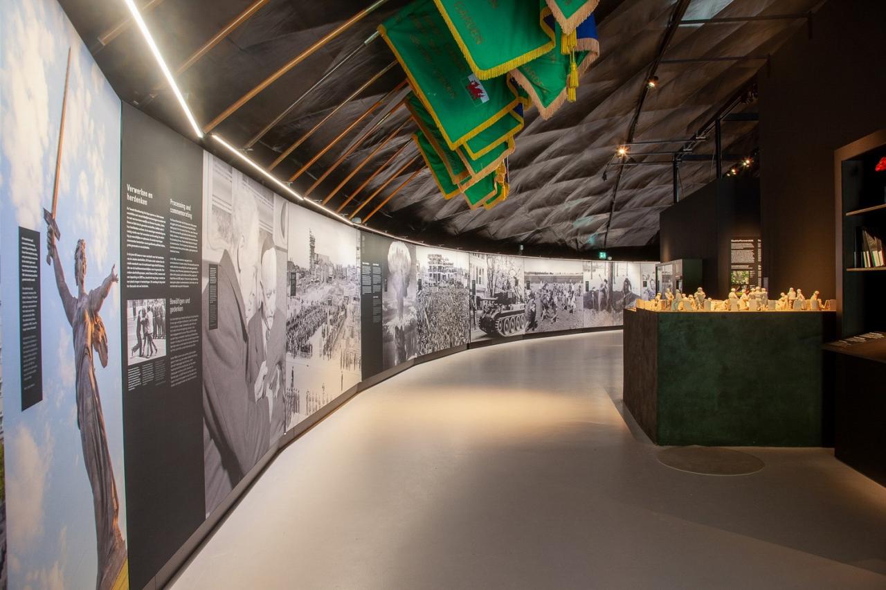 BIM建筑|自由博物馆 / ZJA 建筑工作室