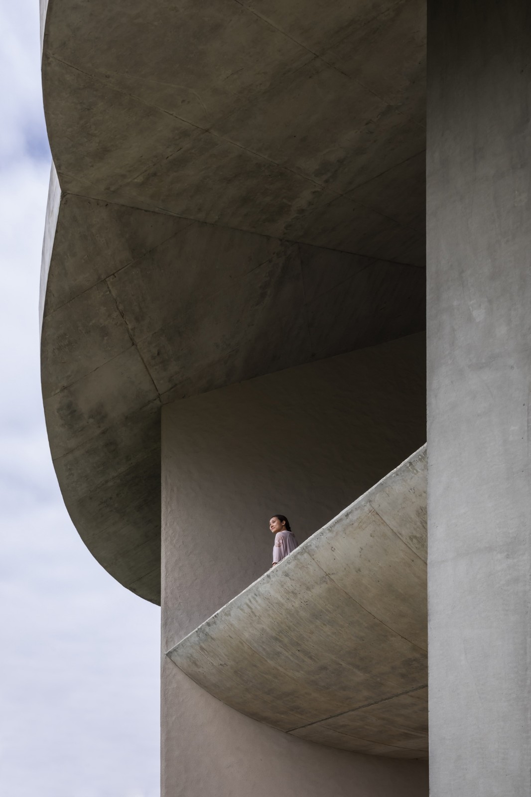 BIM建筑|‘帽子’屋，万花筒办公室与住宅 / Inrestudio，Kosuke Nishijima