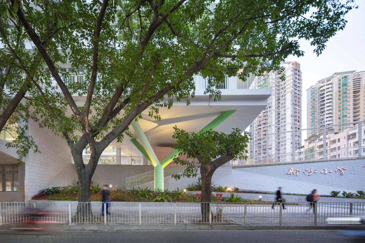 BIM建筑|深圳福田新沙小学 / 一十一建筑