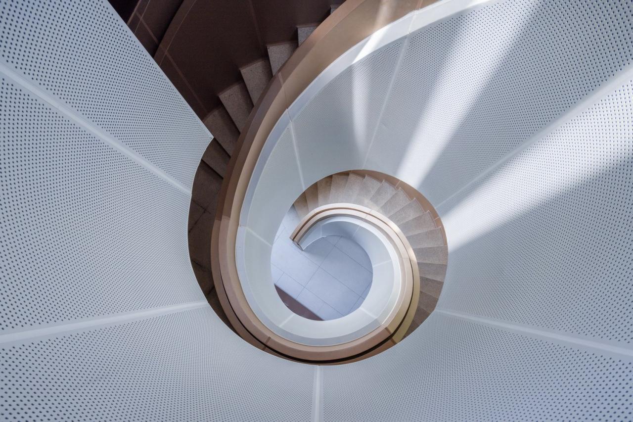 BIM建筑|长三角科大亨芯研究院：在长三角“原点”打造江南水乡式特色产业园 / 三益建筑