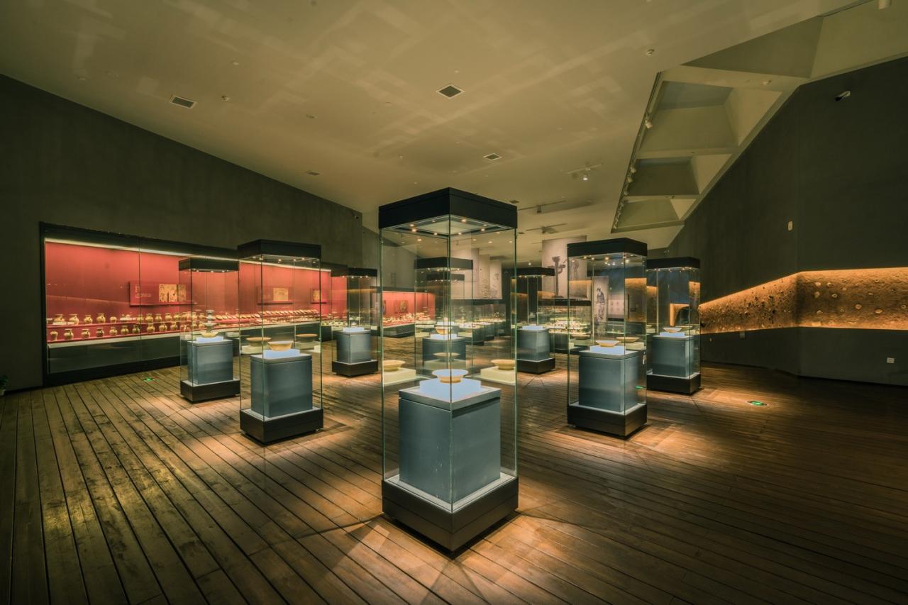 BIM建筑|叠加情感，构筑建筑 ：铜官窑遗址博物馆 / 罗劲工作室