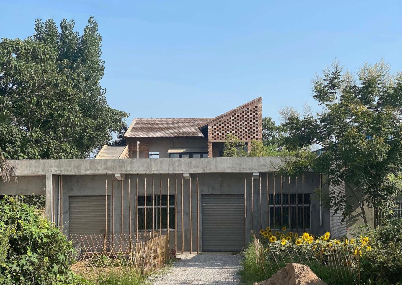 BIM建筑|渭南·巴邑村玻璃砖房 / 西安建筑科技大学设计研究总院