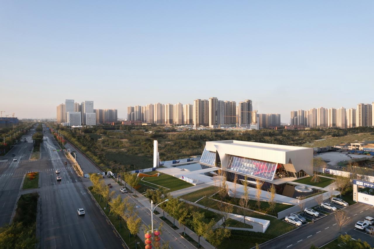 BIM建筑|西安泾河新城崇文郎樾展示中心 / aoe事建组