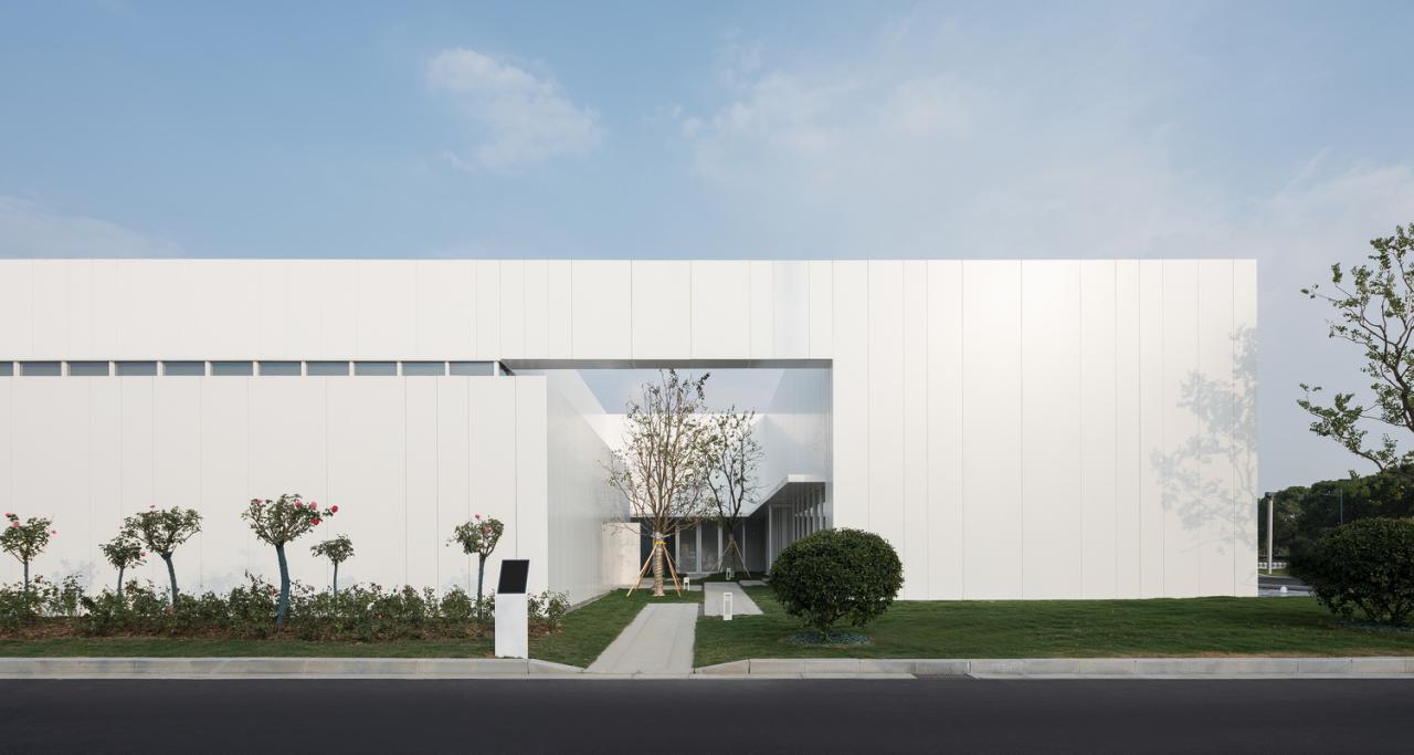 BIM建筑|江南印·造园六章——“两湖”创新区规划展示馆 / 简和建筑