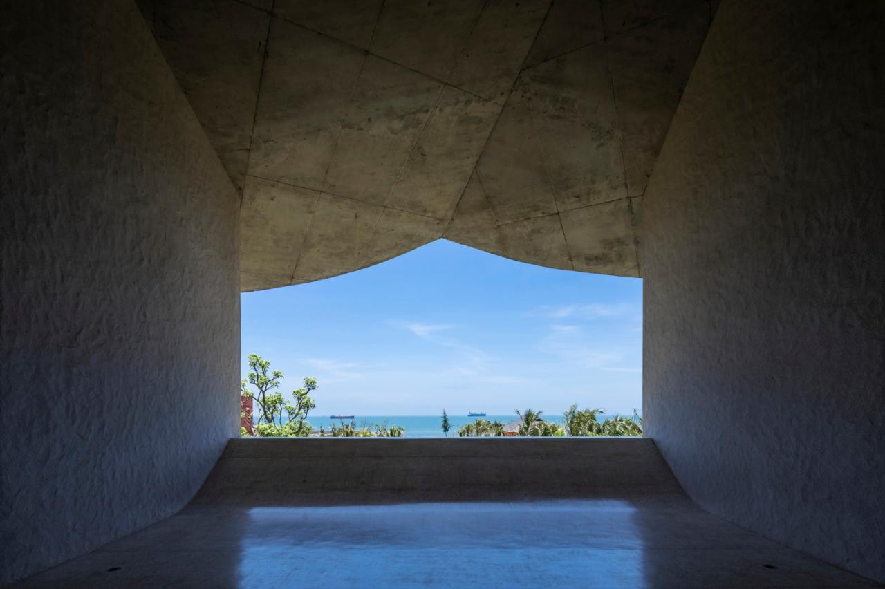 BIM建筑|‘帽子’屋，万花筒办公室与住宅 / Inrestudio，Kosuke Nishijima