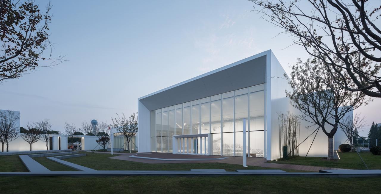 BIM建筑|江南印·造园六章——“两湖”创新区规划展示馆 / 简和建筑