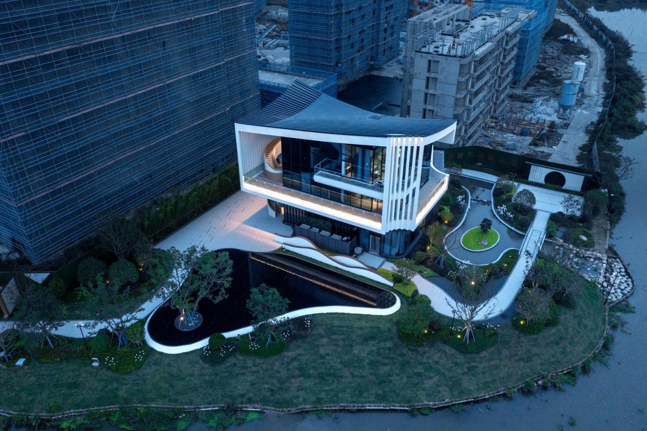 BIM建筑|长三角科大亨芯研究院：在长三角“原点”打造江南水乡式特色产业园 / 三益建筑