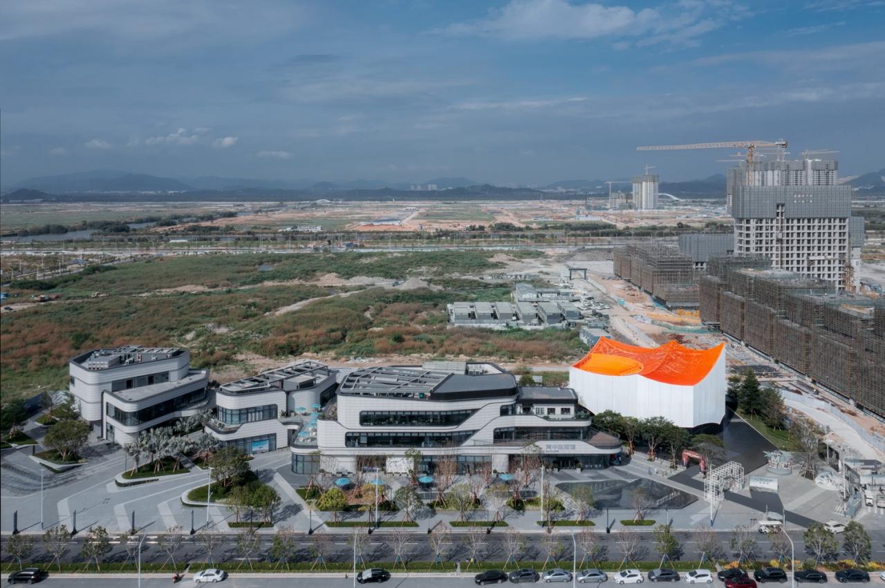 BIM建筑|飞翔的红山 / Wutopia Lab