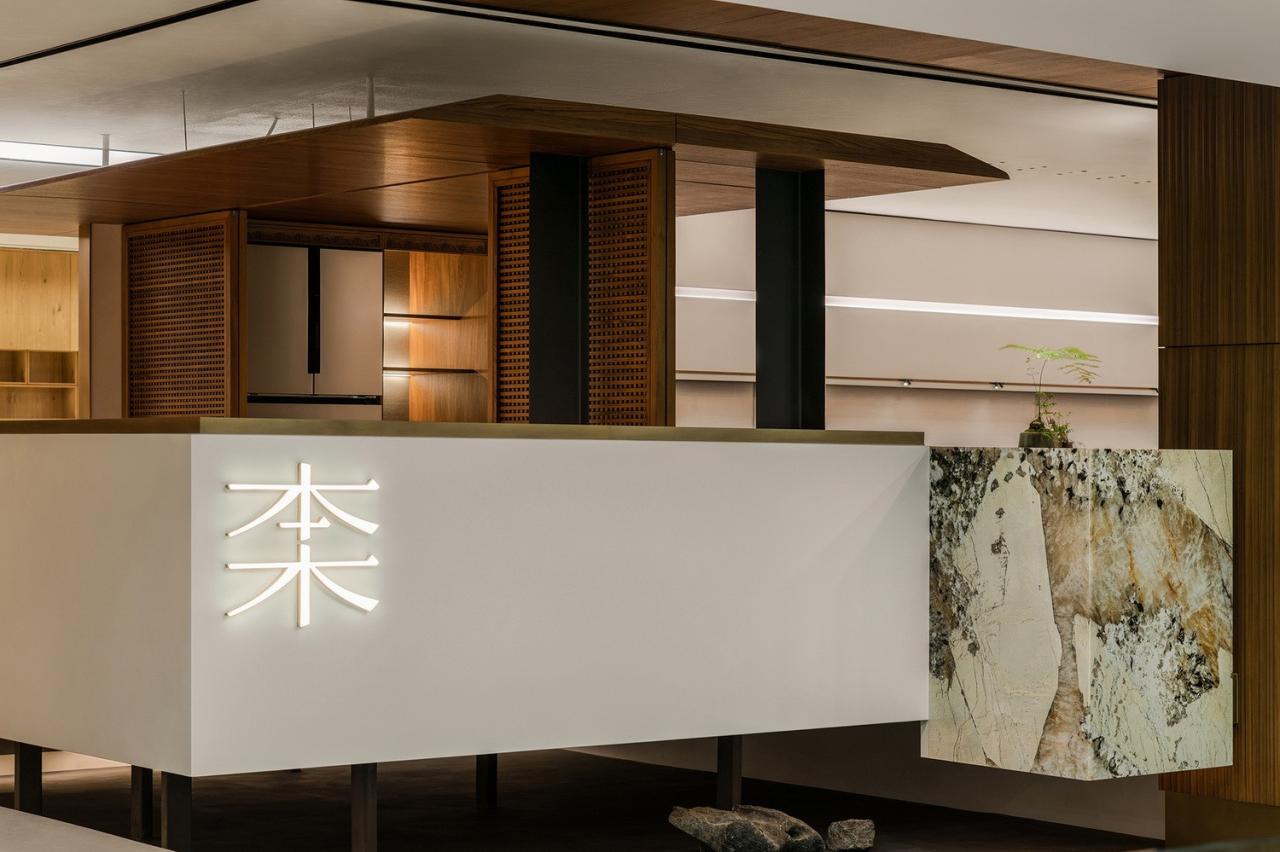 BIM建筑|一种材料与当代建构的情绪平衡：本木展厅 / 蜂鸟设计