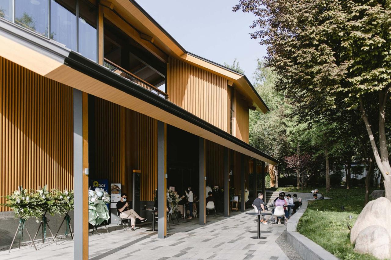 BIM建筑|曲江旅游观光轻轨站点改造提升 / 上海秉仁建筑师事务所