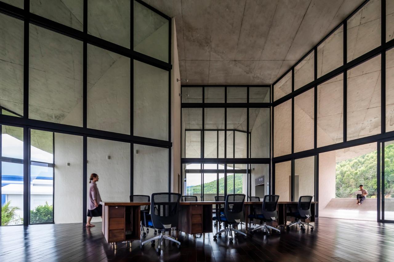 BIM建筑|‘帽子’屋，万花筒办公室与住宅 / Inrestudio，Kosuke Nishijima