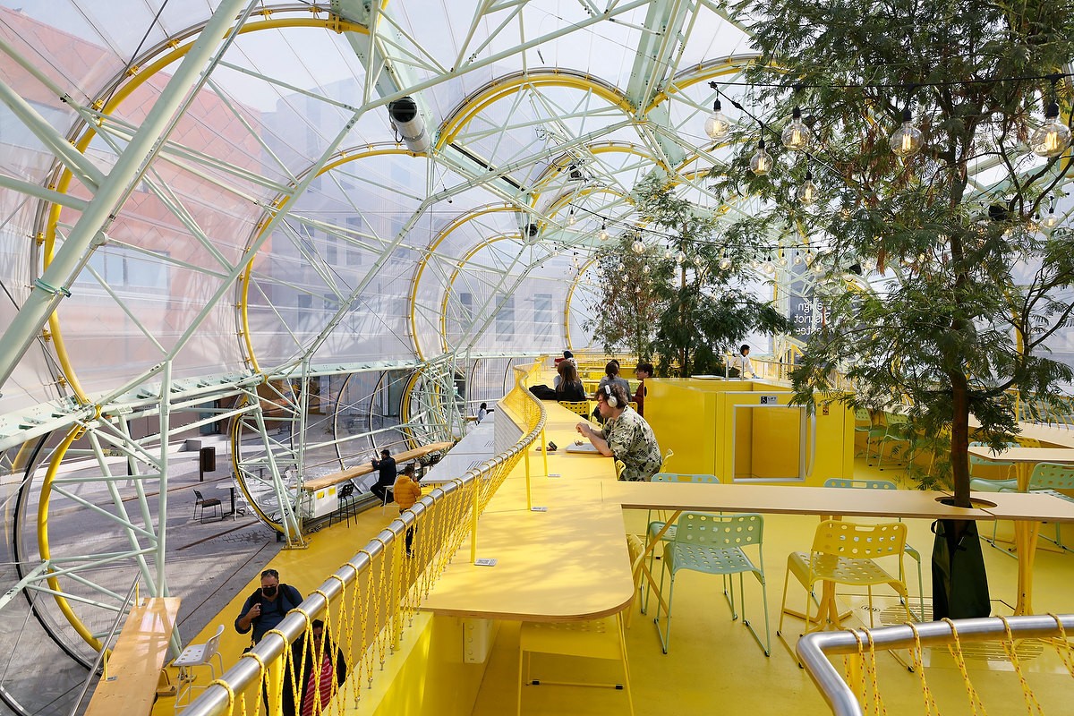 BIM建筑|设计街区食堂 / Selgascano