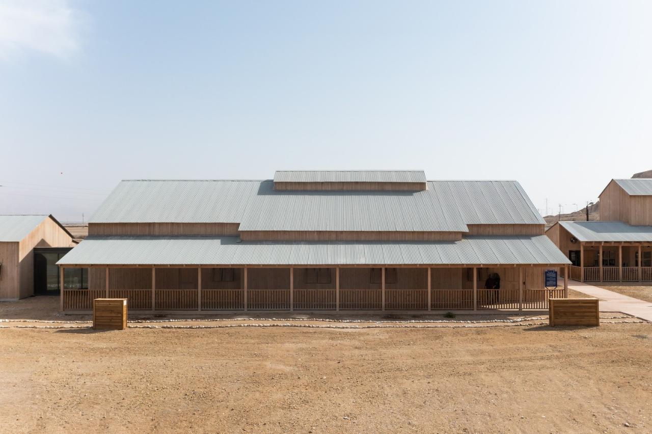 BIM建筑|Moshe Novomesky 死海游客中心 / Kimmel Eshkolot 建筑事务所