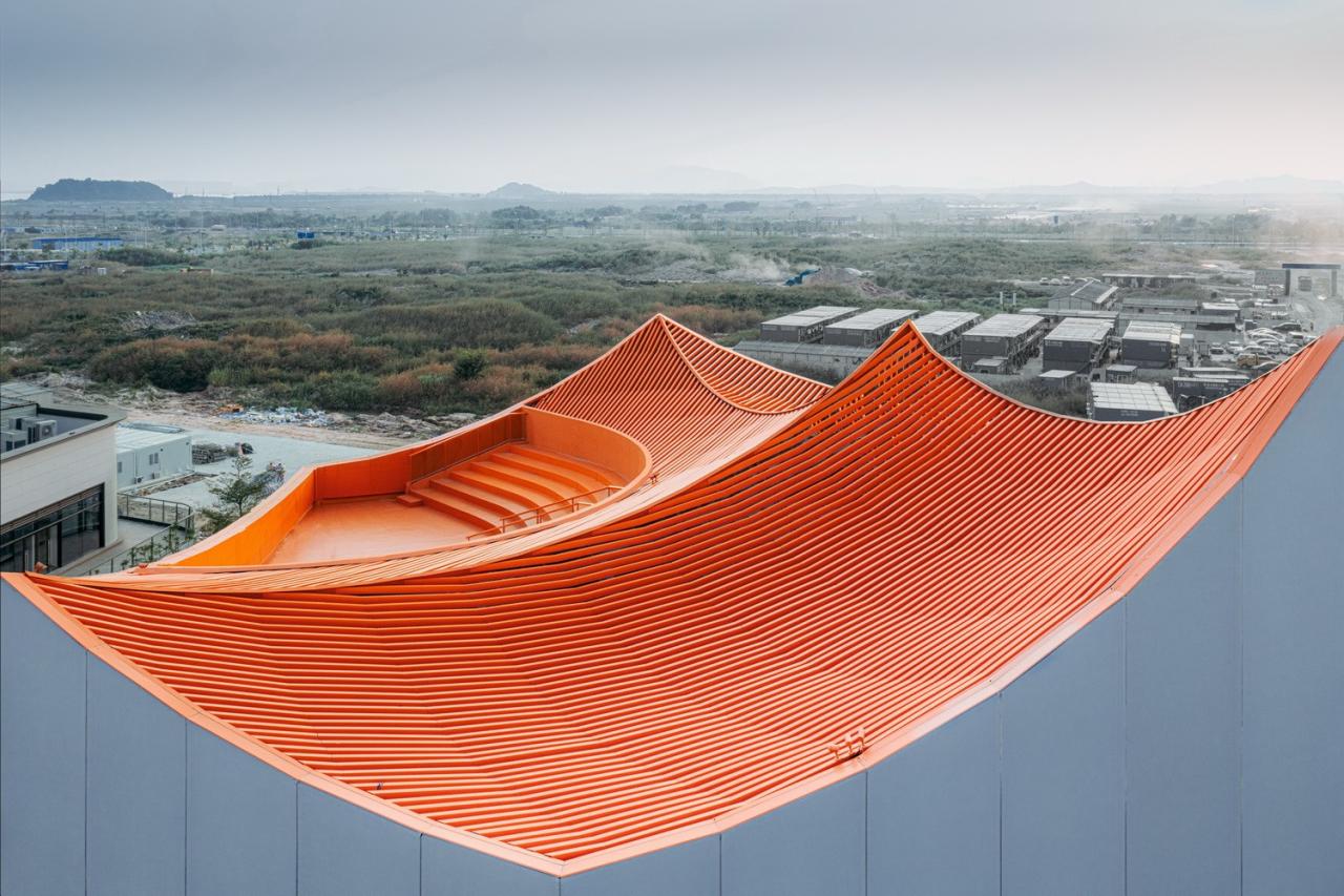 BIM建筑|飞翔的红山 / Wutopia Lab