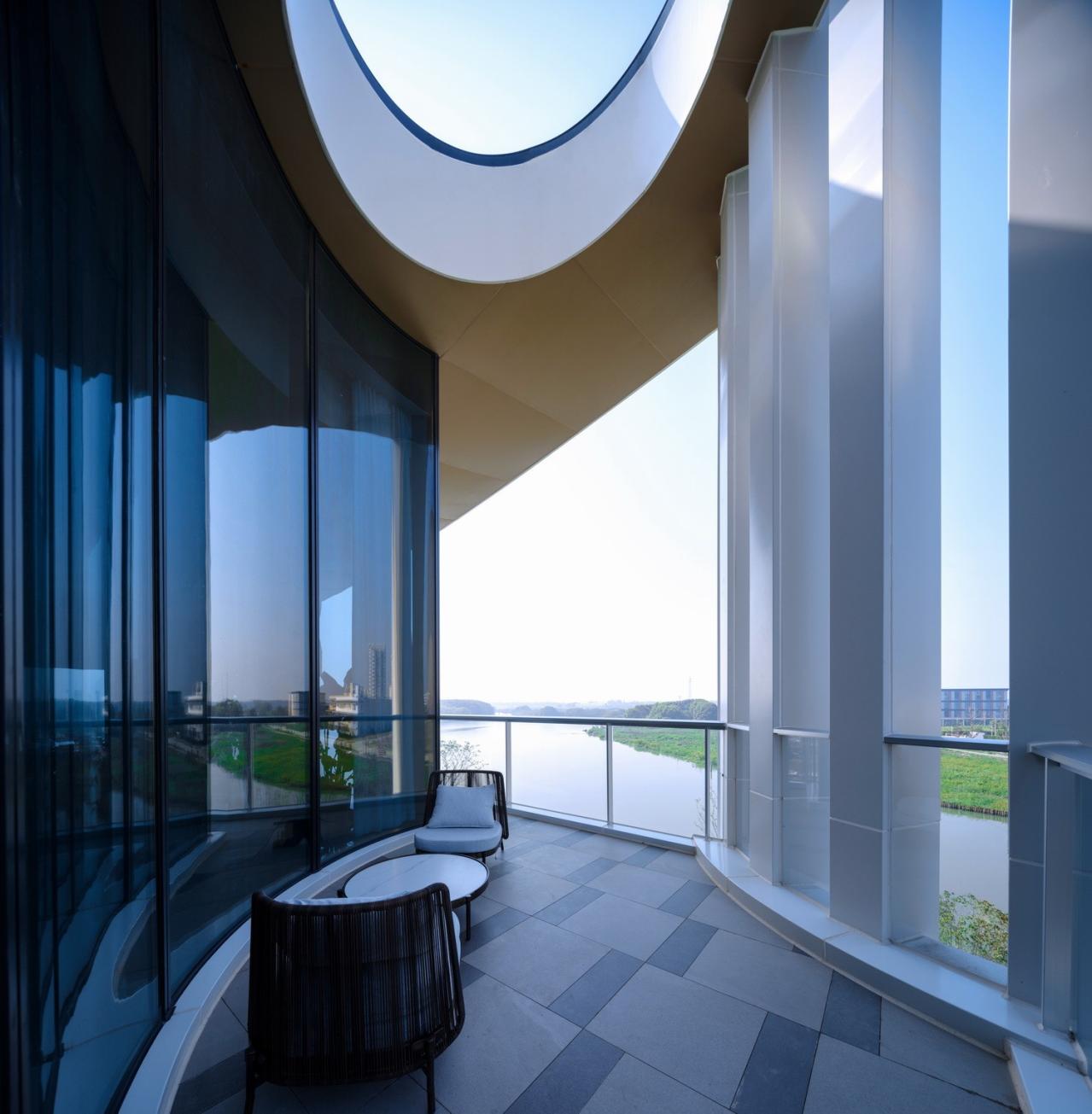 BIM建筑|长三角科大亨芯研究院：在长三角“原点”打造江南水乡式特色产业园 / 三益建筑