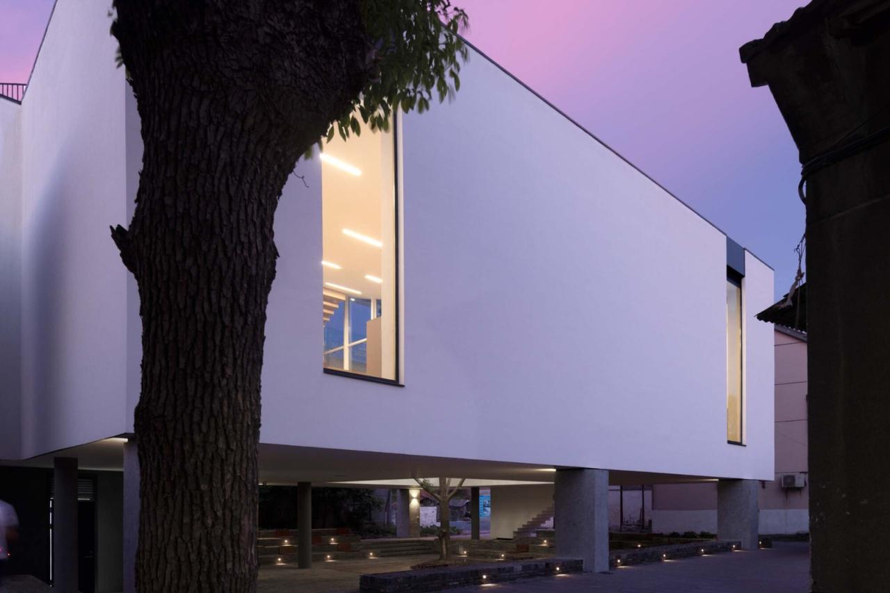 BIM建筑|八坼学镇会客厅 / 得当设计