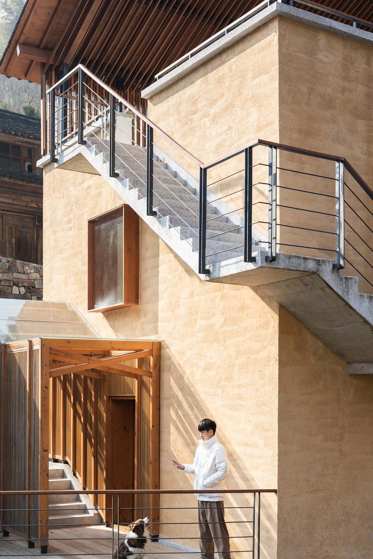 BIM建筑|奉化栖霞坑发电站改造的溪边餐厅 / 尌林建筑设计事务所