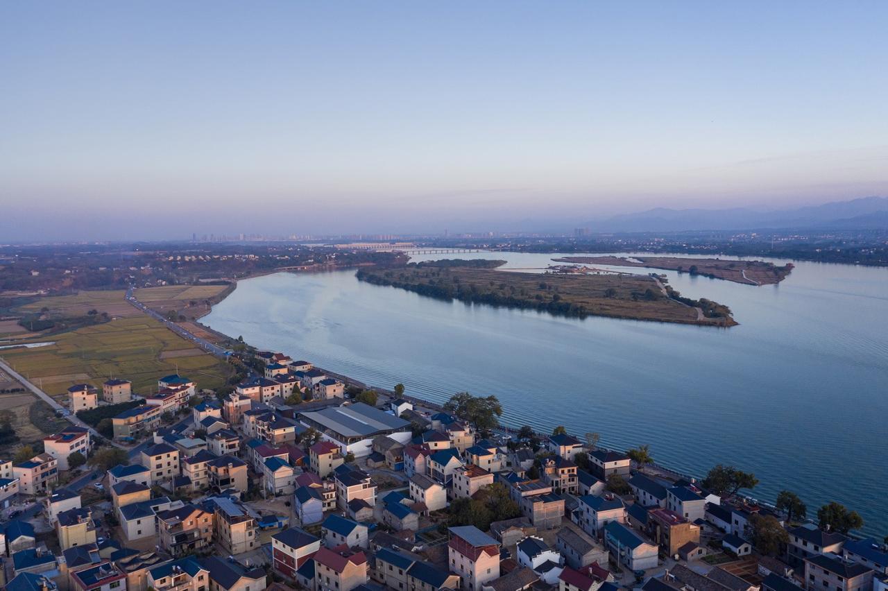 BIM建筑|龙游团石村未来乡村生活馆 / 上海严旸建筑设计工作室