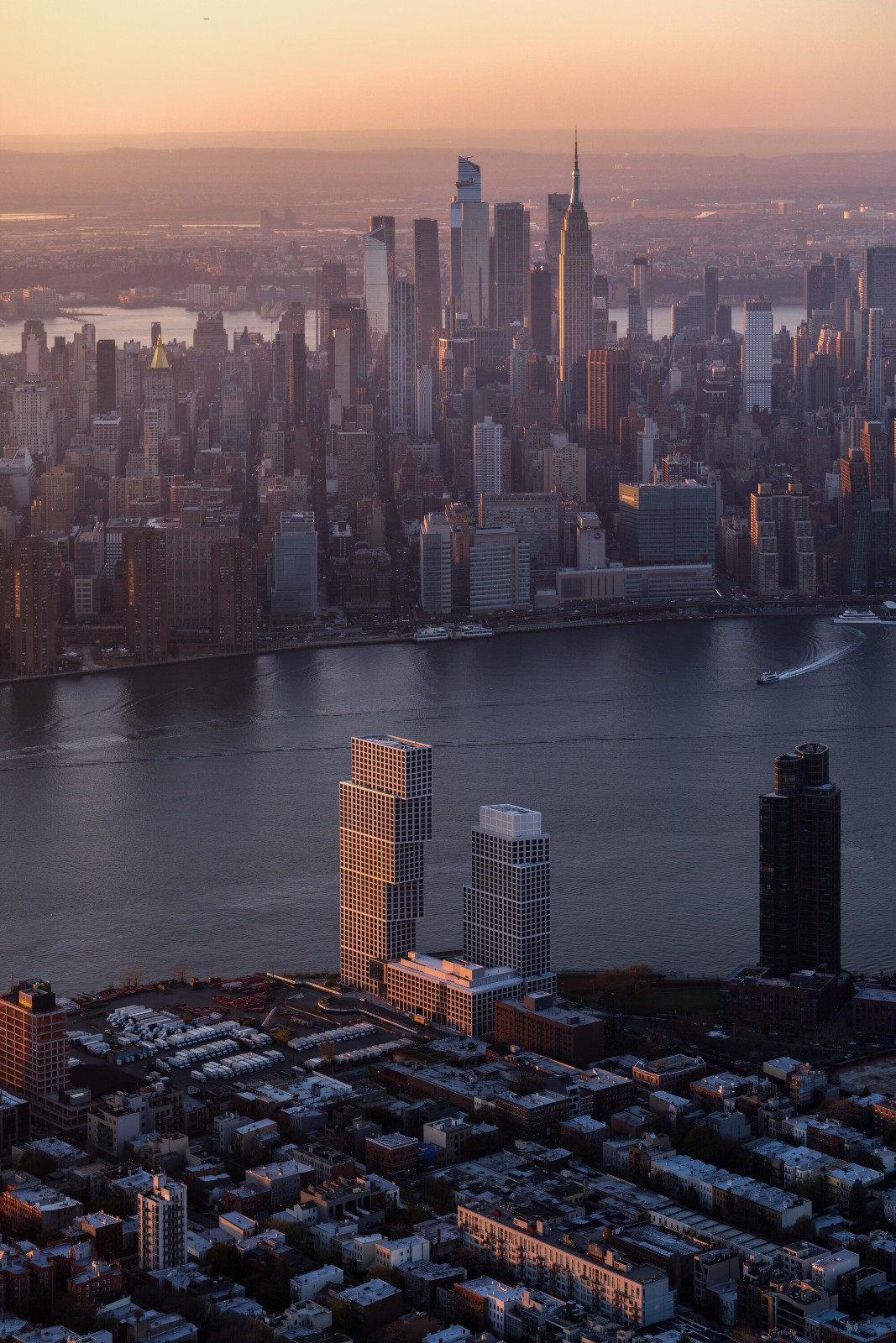 BIM建筑|纽约绿点 Landing D，掰开体量 / OMA / Jason Long