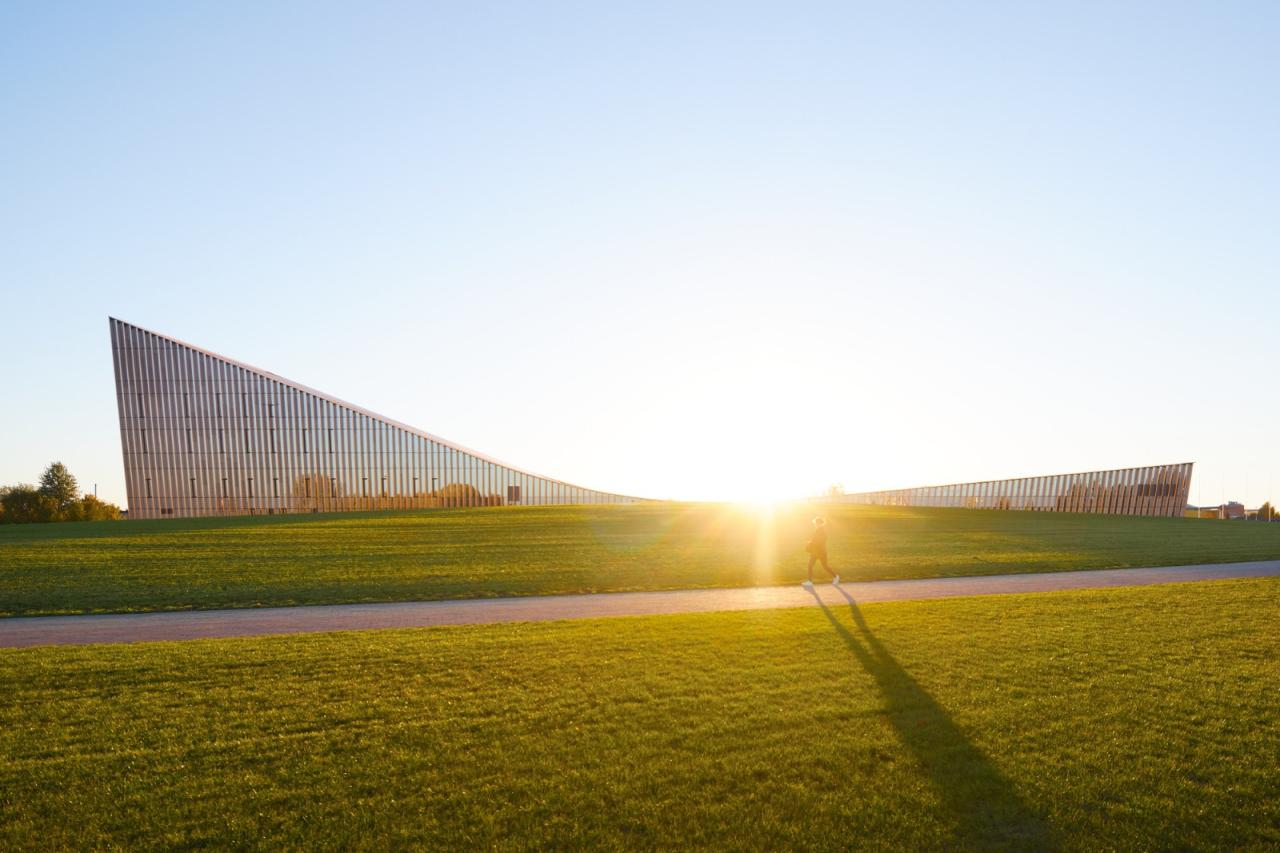 BIM建筑|VIZIUM 科学与创新中心 / Audrius Ambrasas Architects