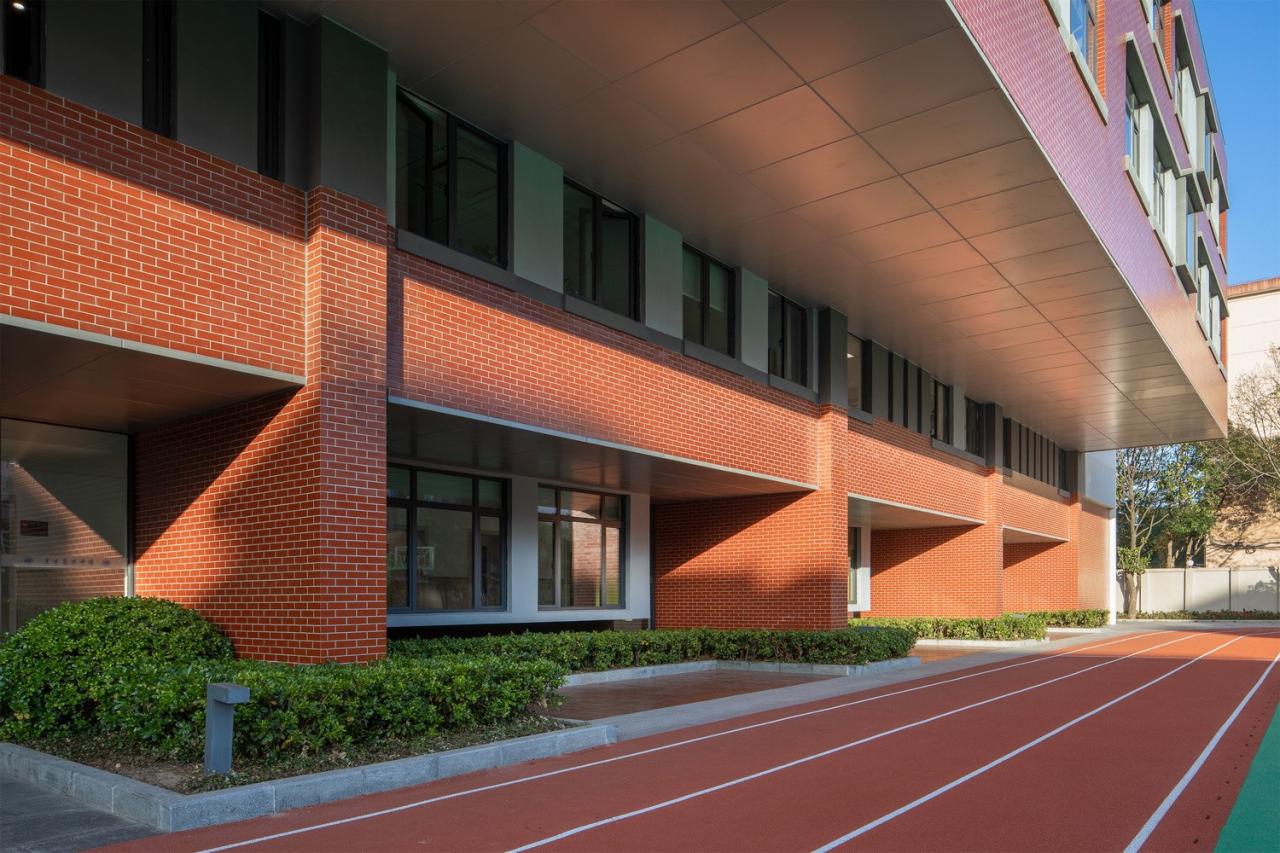 BIM建筑|兰生复旦中学国和路校区改扩建项目 / 上海华都建筑规划设计有限公司