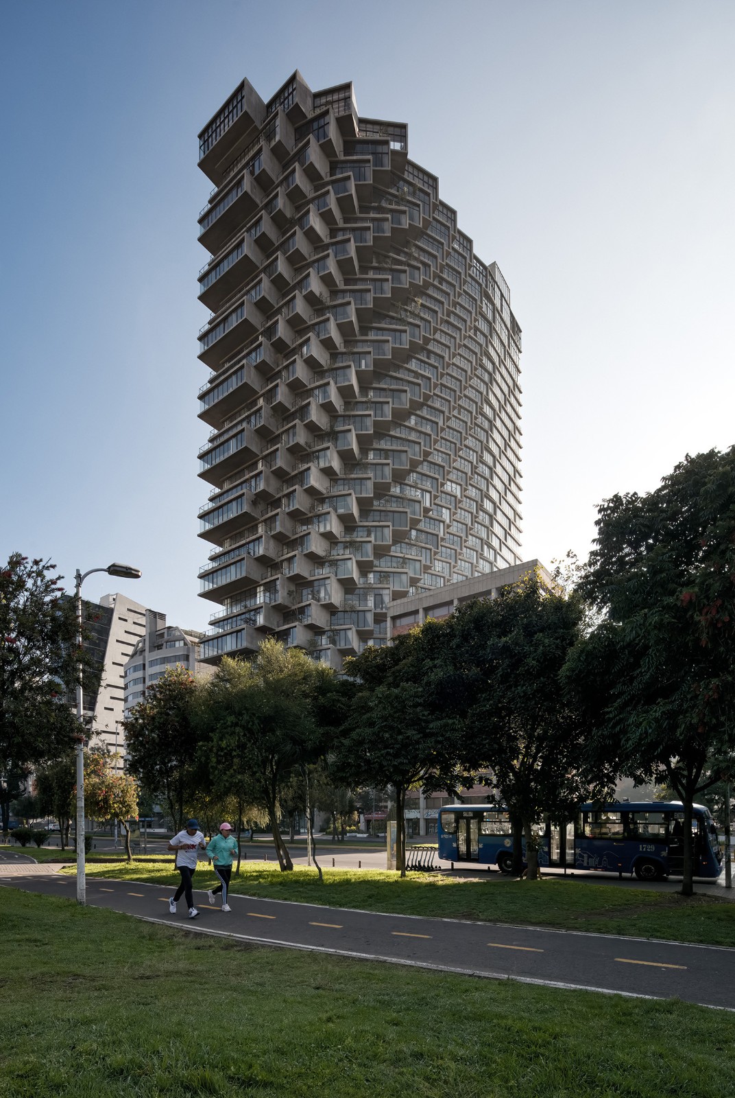 BIM建筑|IQON 大楼 / BIG