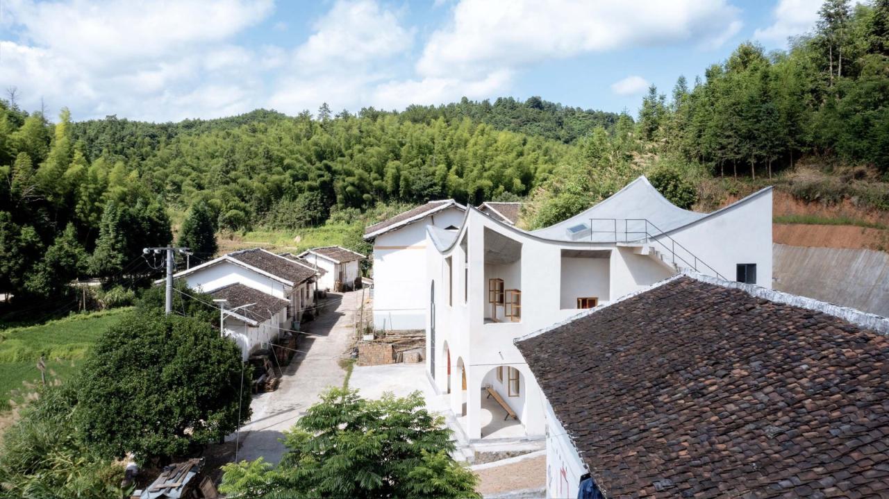 BIM建筑|乡村画室 / 跳房子建筑工作室