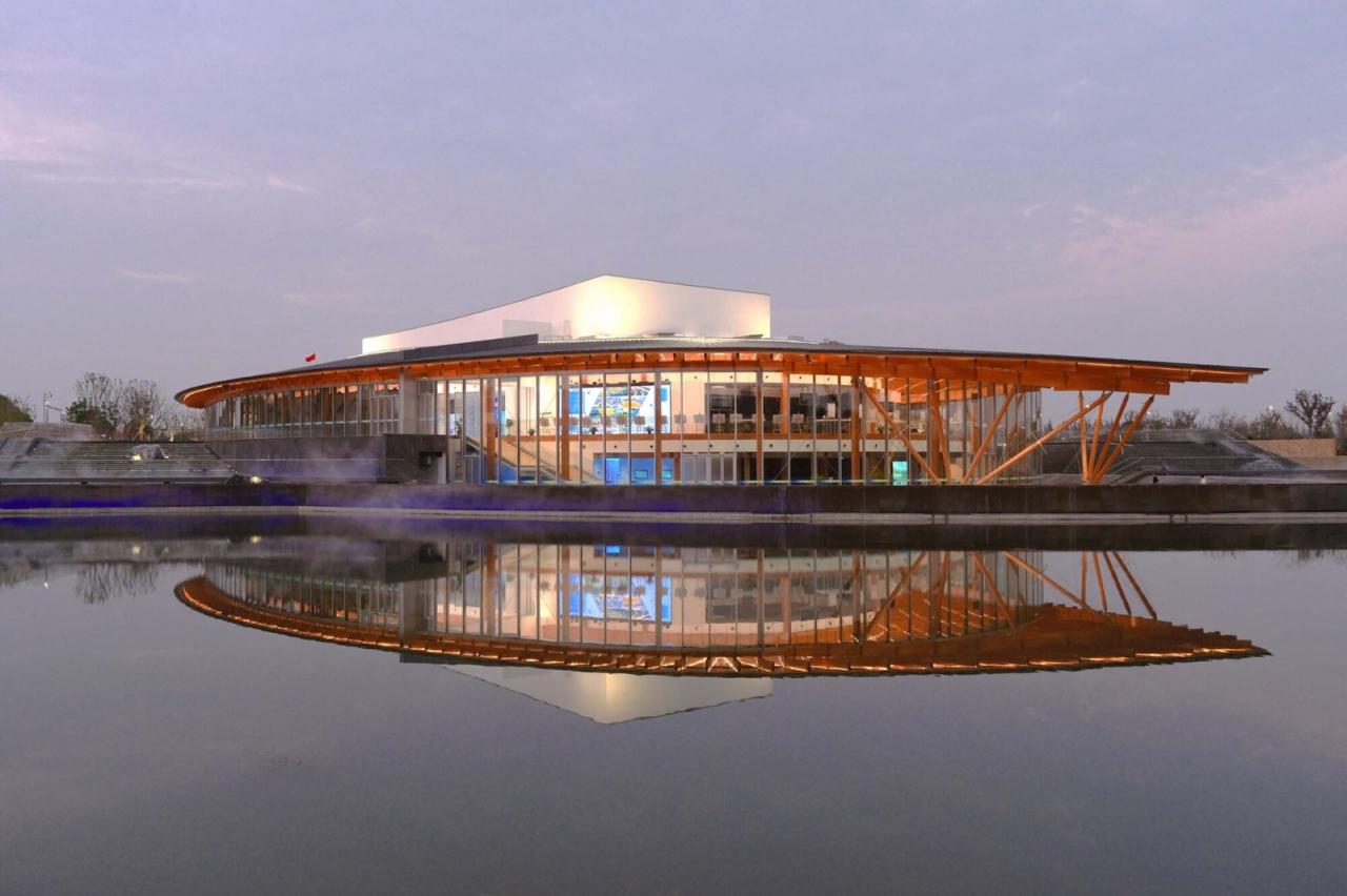 BIM建筑|长三角生态绿色一体化发展示范区（嘉善）企业交流服务基地 / 上海绿建建筑设计事务所