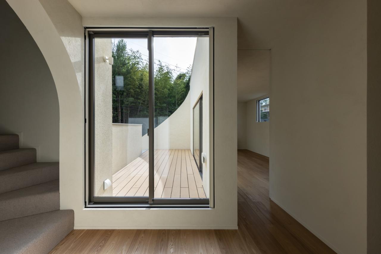 BIM建筑|曲线屋 / Daisuke Ibano, Ryosuke Fujii