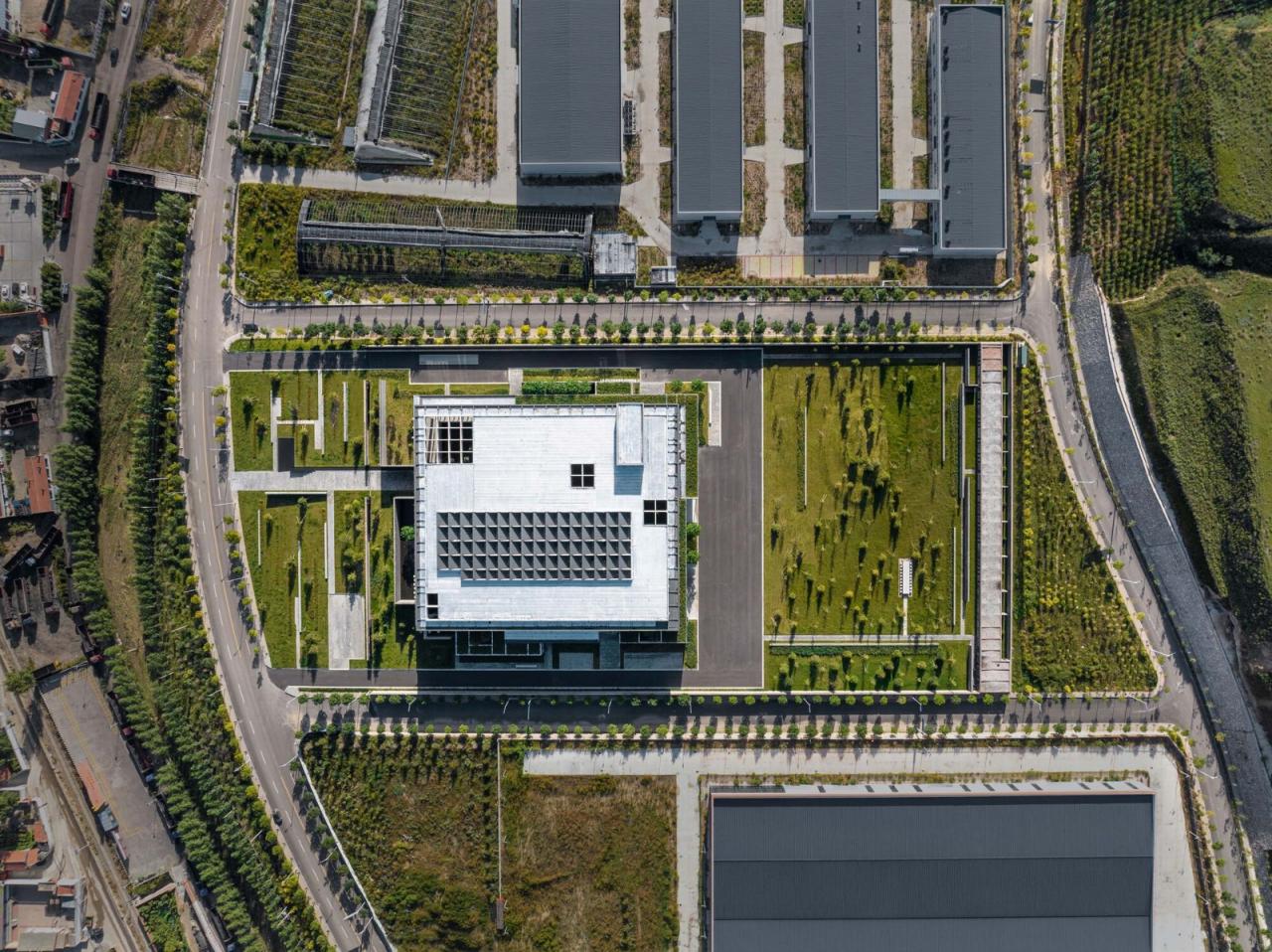 BIM建筑|宁武燕麦工厂 / 卓汉苏文建筑事务所