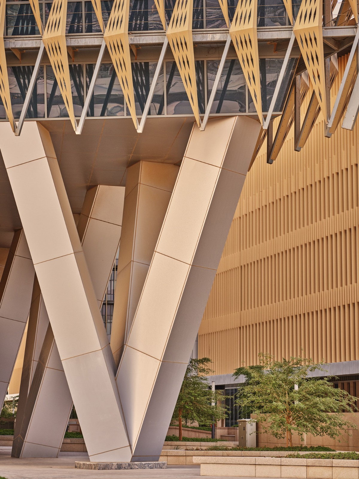 BIM建筑|科威特大学生命科学学院 / CambridgeSeven + Gulf Consult