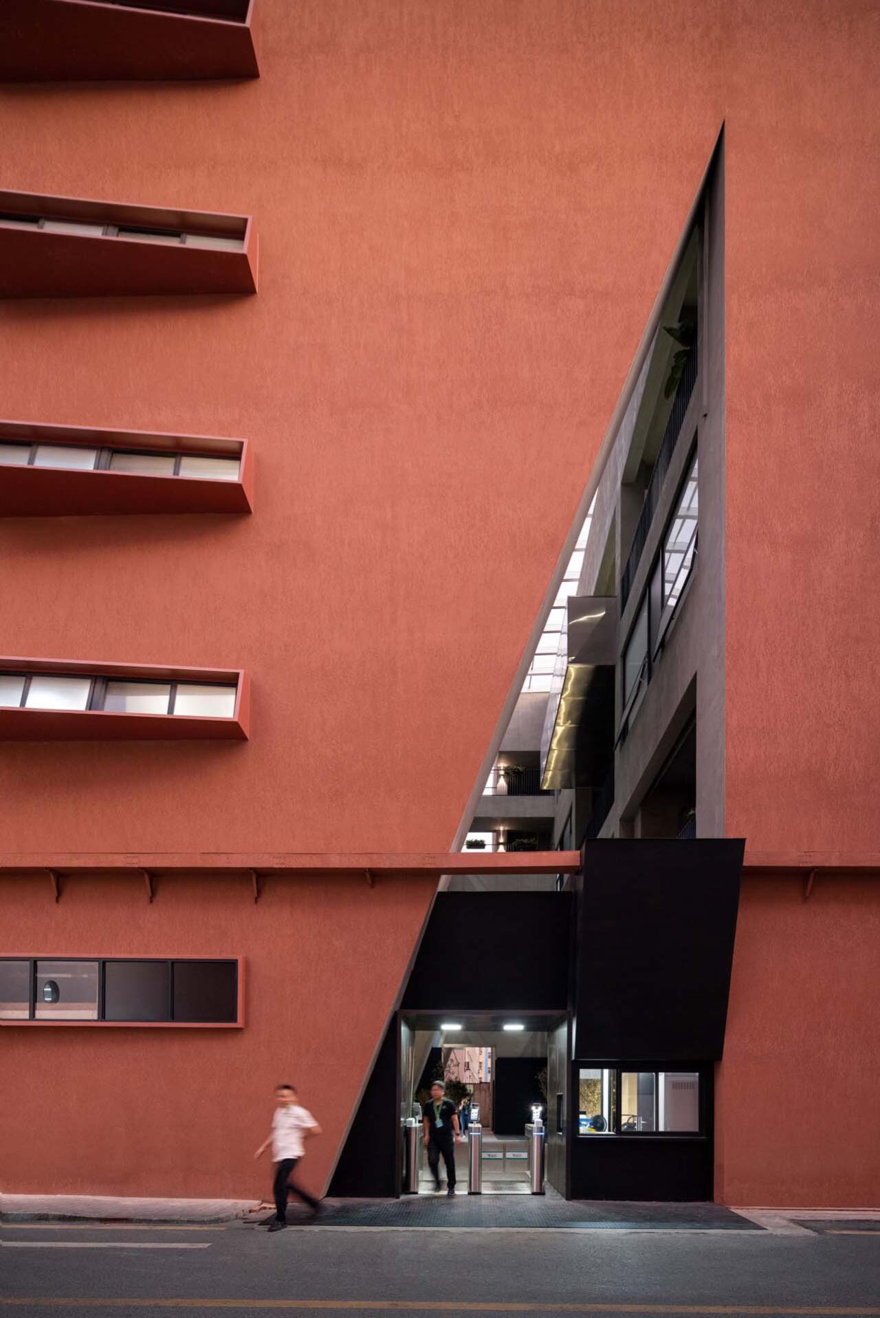 BIM建筑|东财工业区7#8#楼改造 / 深圳对角线建筑设计