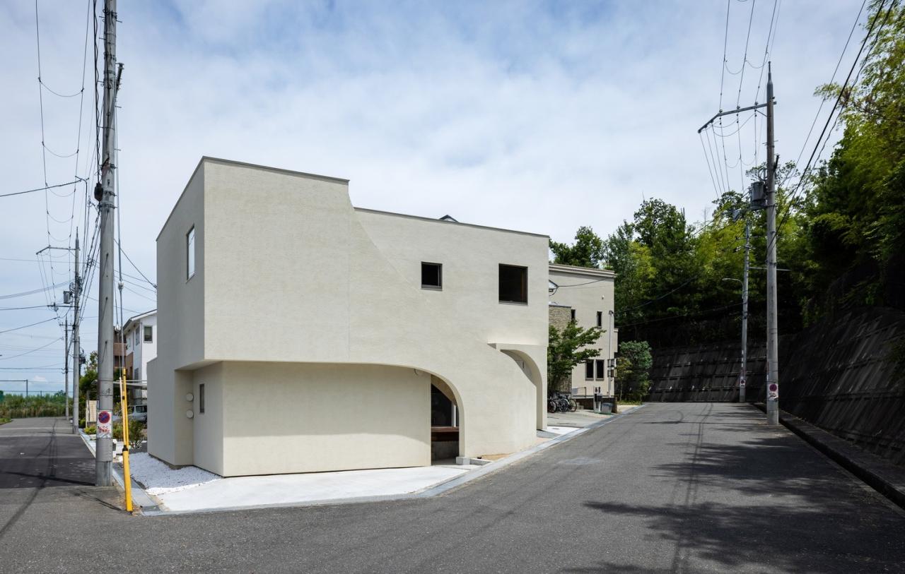 BIM建筑|曲线屋 / Daisuke Ibano, Ryosuke Fujii