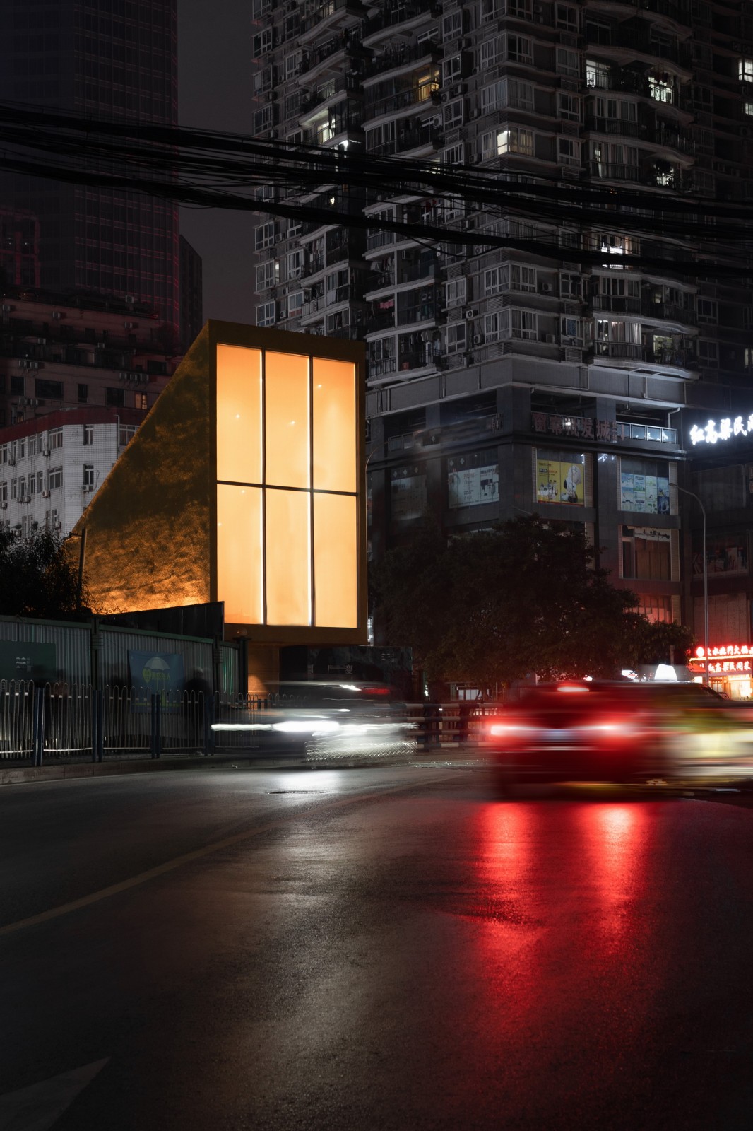 BIM建筑|重庆湖广·城市先锋展厅 / 素造建筑