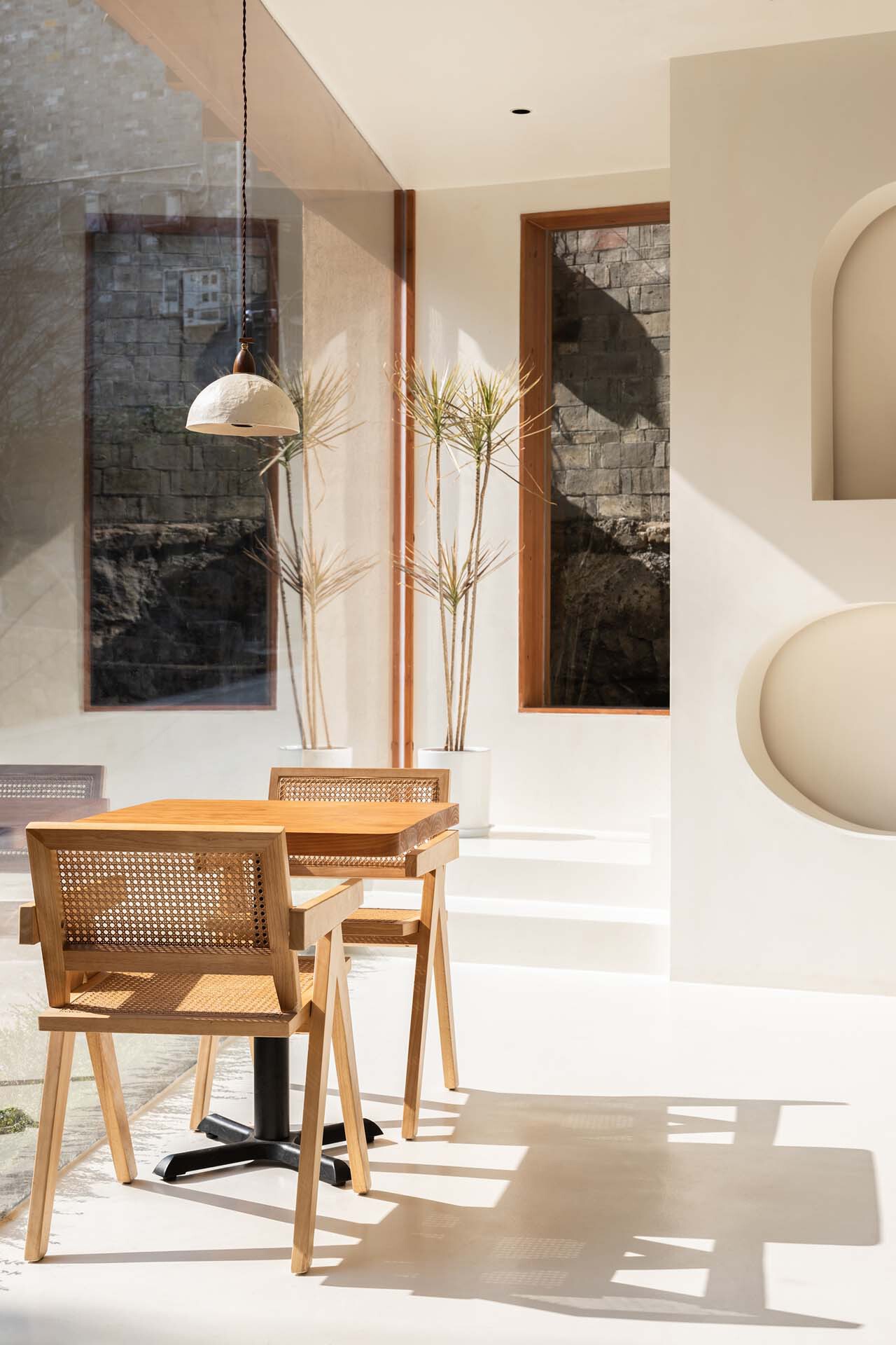 BIM建筑|奉化栖霞坑发电站改造的溪边餐厅 / 尌林建筑设计事务所