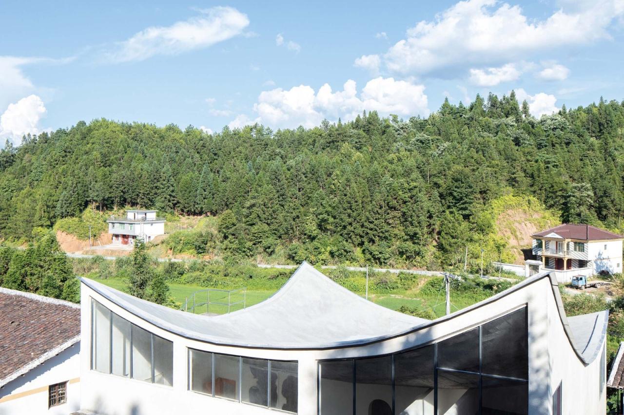 BIM建筑|乡村画室 / 跳房子建筑工作室