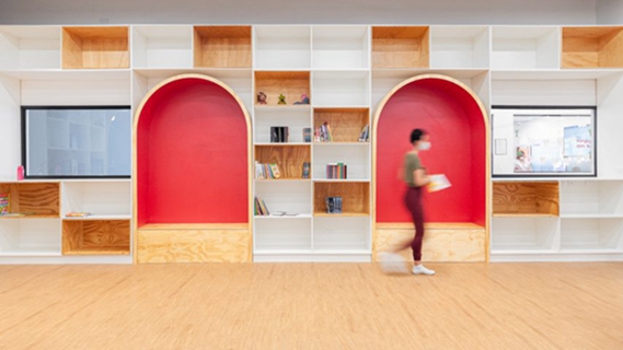 BIM建筑|德拉克斯工作室将工业建筑改建为红楼学校