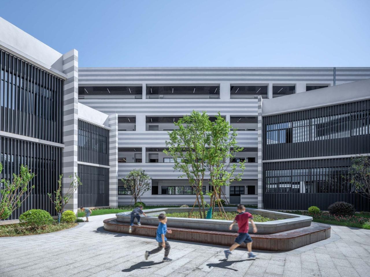 BIM建筑|衢州新华第二学校 / 零壹城市建筑事务所