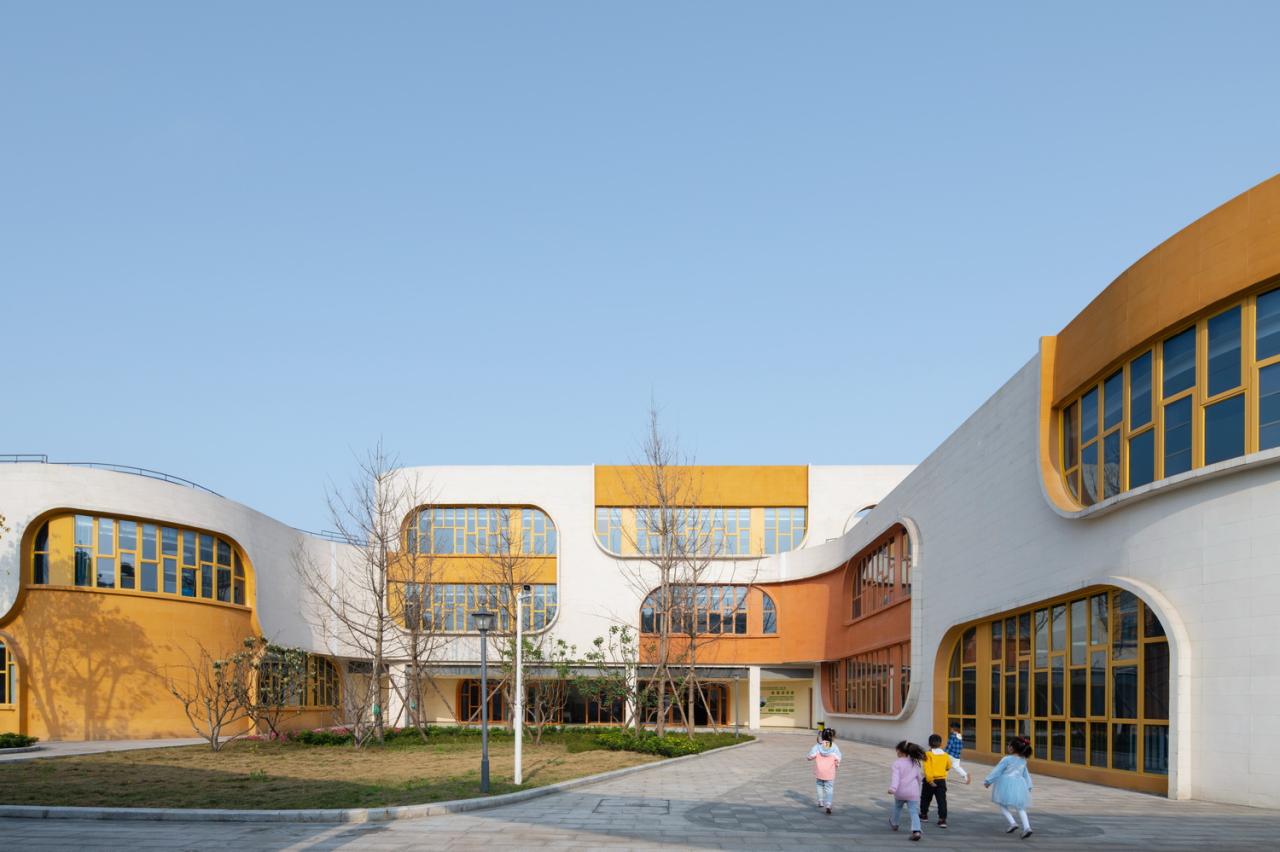 BIM建筑|成都市双流区九龙湖幼儿园 / 本末建筑　