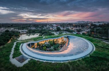 BIM建筑|森林保护卓越中心 / Architects 49-BIM建筑网