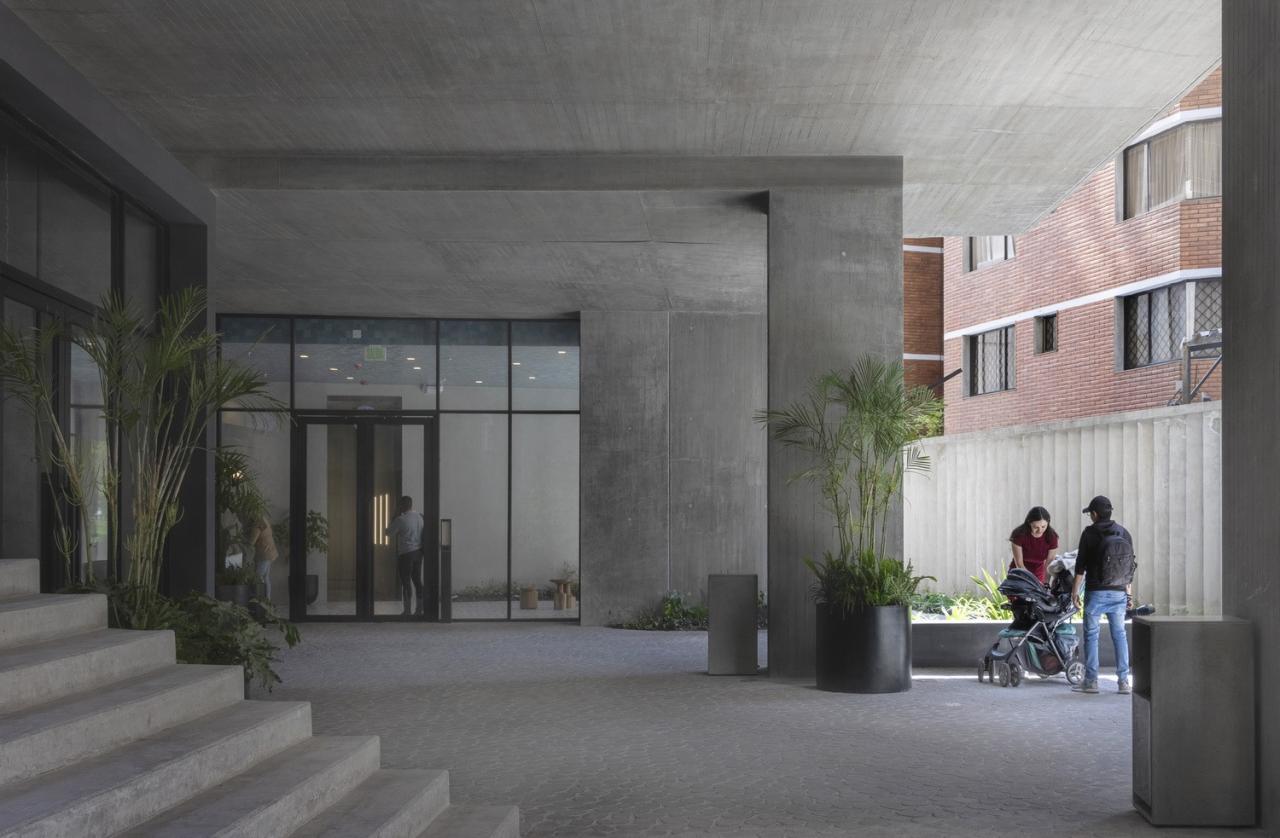 BIM建筑|IQON 大楼 / BIG