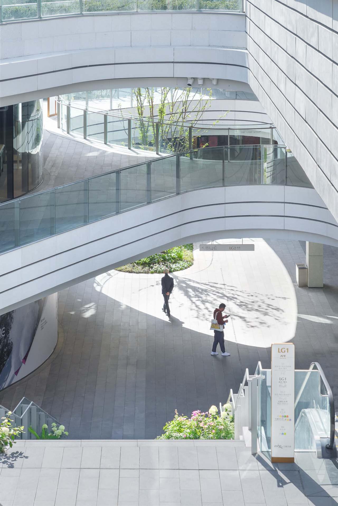 BIM建筑|上海苏河湾万象天地 / Kokaistudios