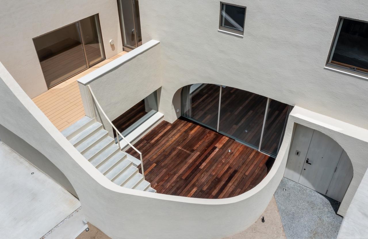 BIM建筑|曲线屋 / Daisuke Ibano, Ryosuke Fujii