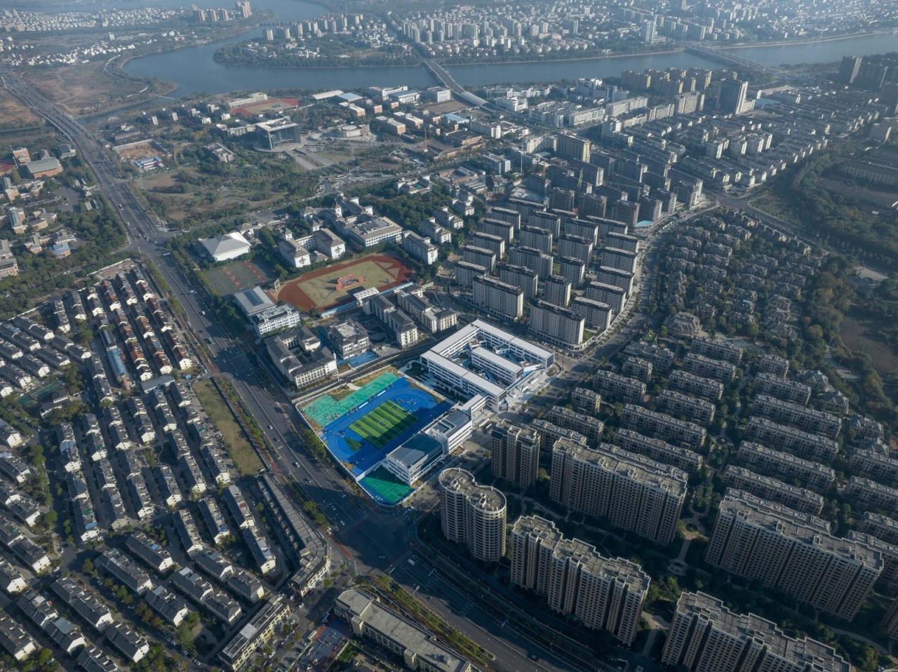 BIM建筑|衢州新华第二学校 / 零壹城市建筑事务所