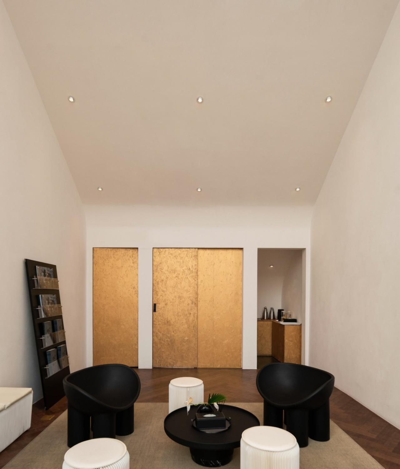 BIM建筑|重庆湖广·城市先锋展厅 / 素造建筑