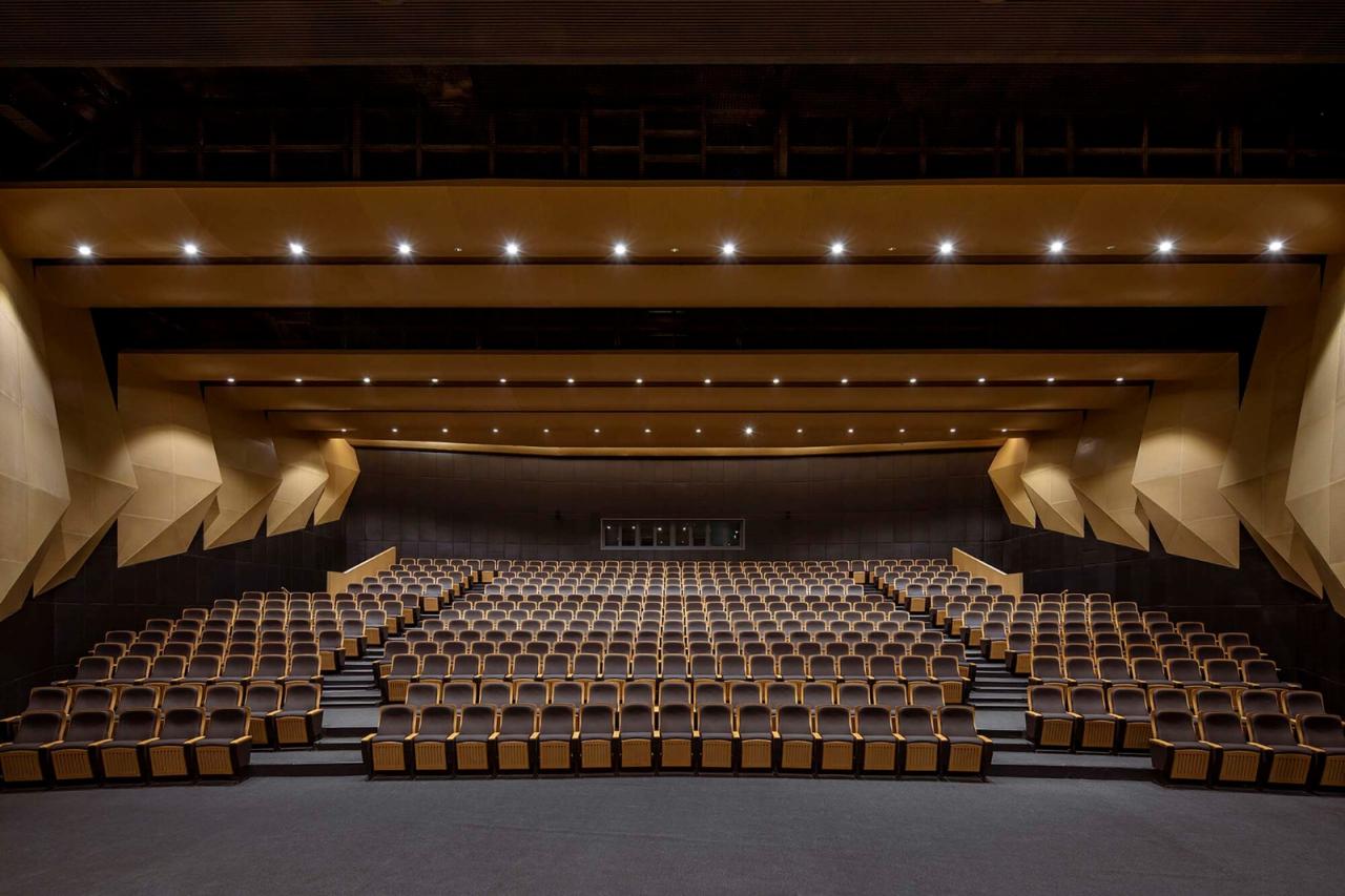 BIM建筑|朝向天空的院子——北京通州潞城市民中心 / 意度建筑