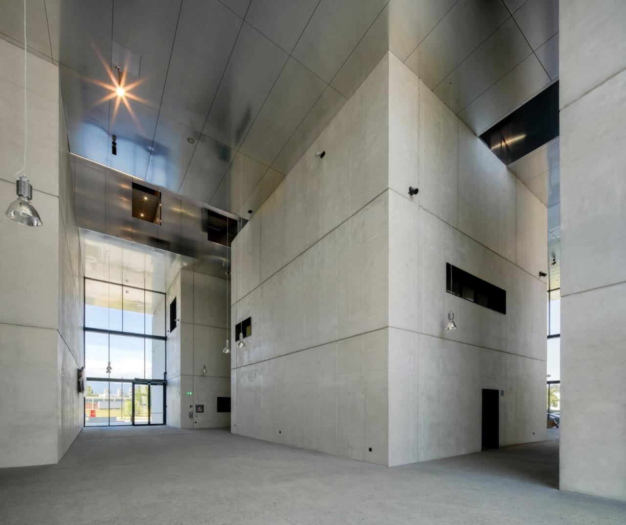 BIM建筑|东南欧创业孵化中心 / SZA d.o.o