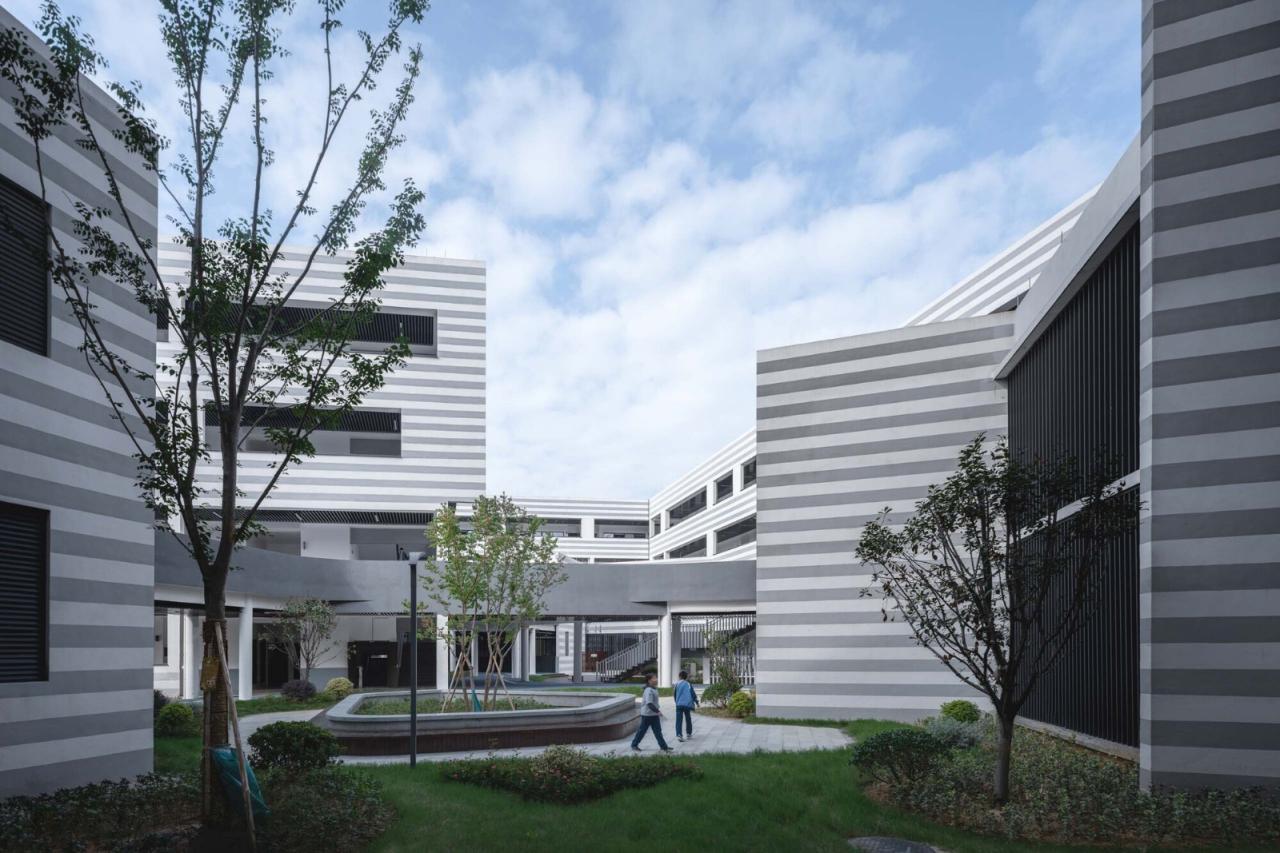 BIM建筑|衢州新华第二学校 / 零壹城市建筑事务所