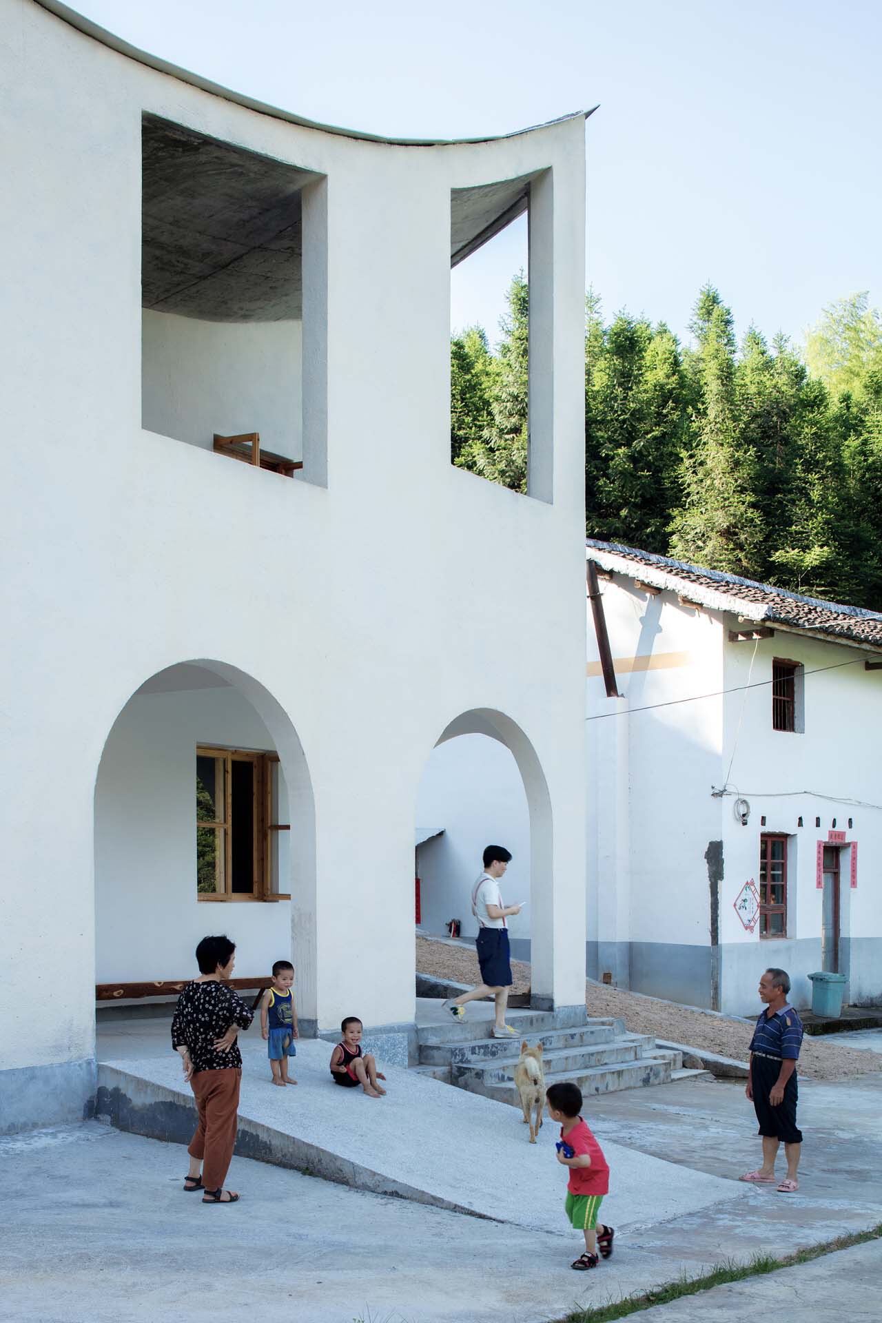 BIM建筑|乡村画室 / 跳房子建筑工作室